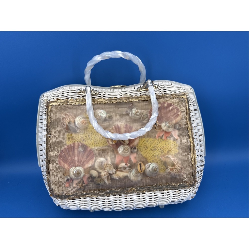 Vintage 1960's PRINCESS CHARMING Atlas Wicker & Seashell Purse MCM Rockabilly